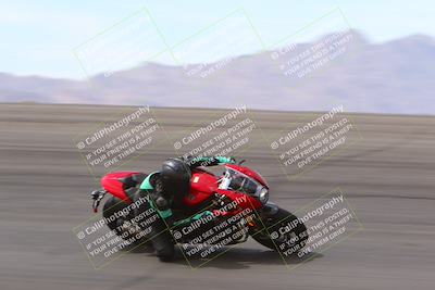 media/Apr-09-2022-SoCal Trackdays (Sat) [[c9e19a26ab]]/Bowl (11am)/